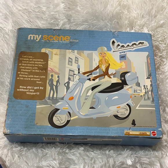 Scene Weaver Doll with Stylish Blue Scooter - Picture 2 of 2